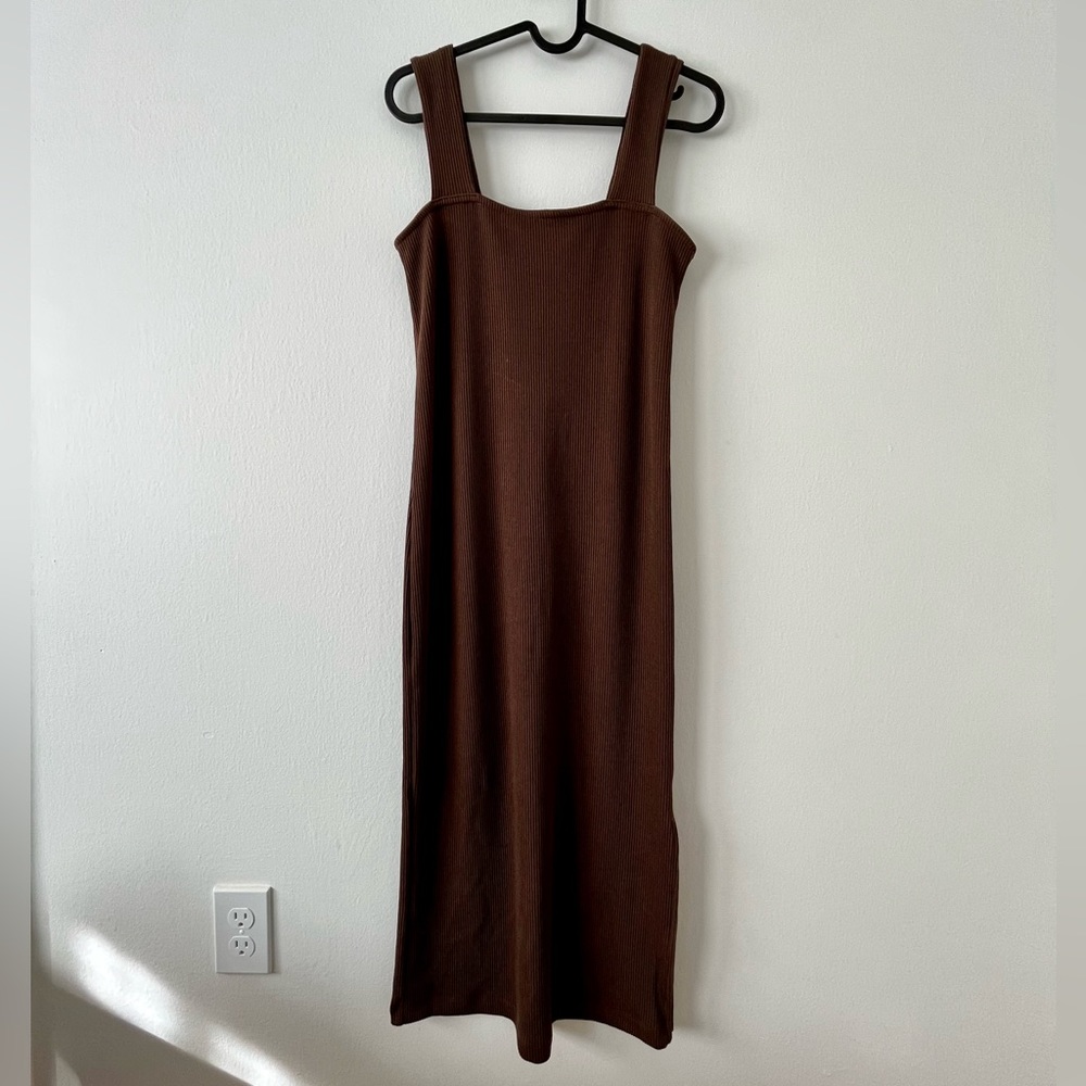 Old Navy Fitted Rib Knit Midi Dress